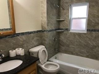29 Brompton Ln, Greenhills, OH 45218 photo 4