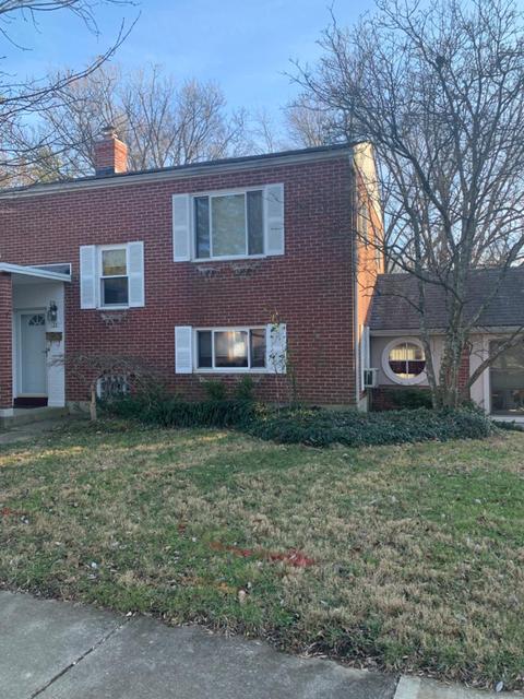 29 Brompton Ln, Greenhills, OH 45218 photo 5