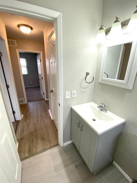 2053 Teralta Cir, Cincinnati, OH 45211 photo 22