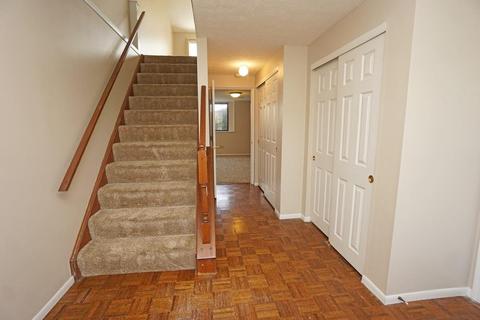 7904 Hackney Cir, Maineville, OH 45039 photo 2
