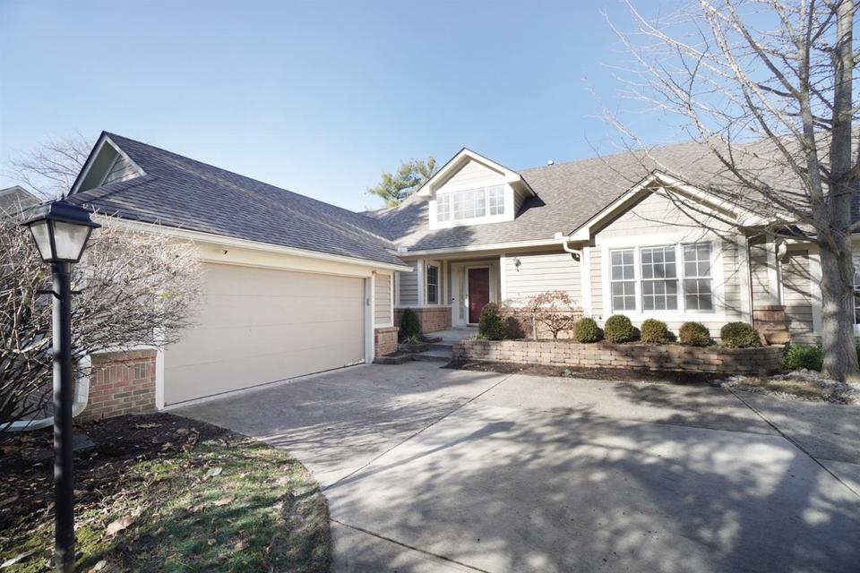 29 Martingham, Dayton, OH 45440 24 Photos MLS 1726292 Movoto