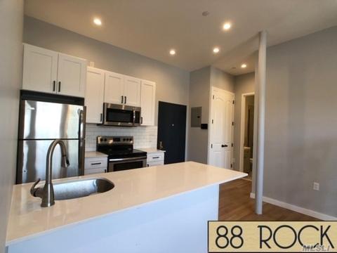 6014 Plainfield Rd, Cincinnati, OH 45213 photo 1