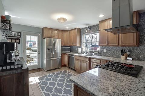 923 Garnoa Dr, Cincinnati, OH 45231 photo 8