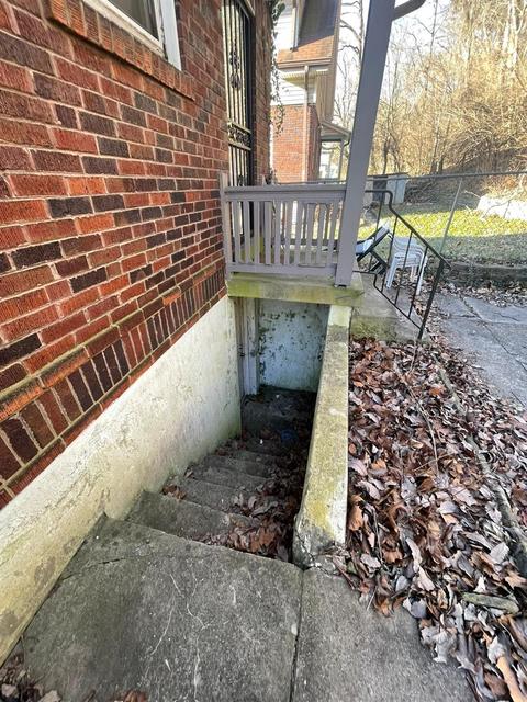 1910 W Fork Rd, Cincinnati, OH 45223 photo 6