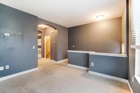 2404 Bluffcrest Ln, Cincinnati, OH 45238 photo 4