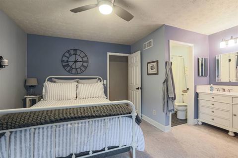 1059 Crisfield Dr, Cincinnati, OH 45245 photo 25