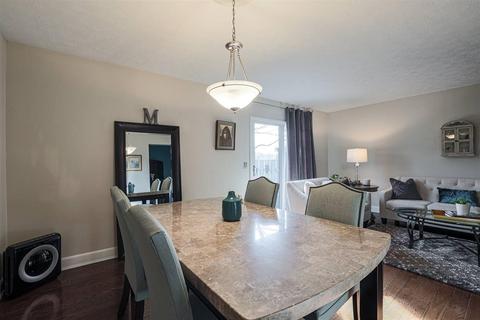 1059 Crisfield Dr, Cincinnati, OH 45245 photo 7