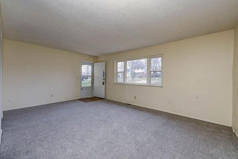 1347 Randomhill Rd, Cincinnati, OH 45231 photo 2