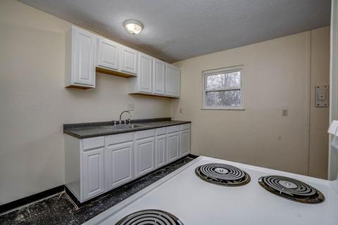1347 Randomhill Rd, Cincinnati, OH 45231 photo 14