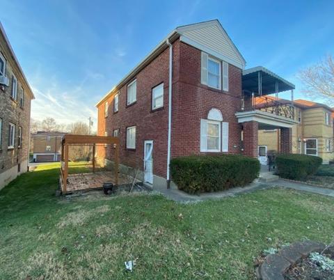7233 Brookcrest Dr, Cincinnati, OH 45237 photo 2