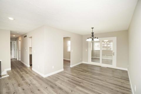 1834 Forester Dr, Cincinnati, OH 45240 photo 10