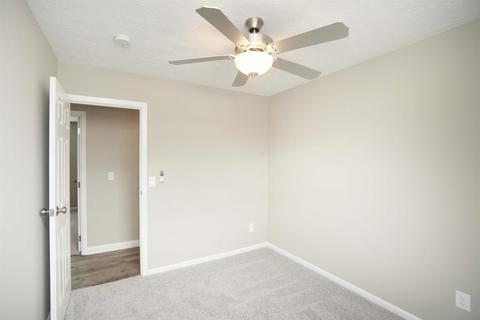 1834 Forester Dr, Cincinnati, OH 45240 photo 21