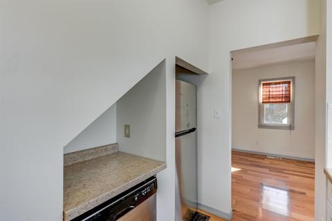 2853 Marshall Ave, Cincinnati, OH 45225 photo 11