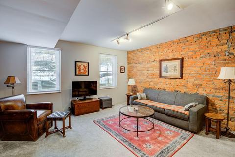 413 Milton St #2, Cincinnati, OH 45202 photo 7