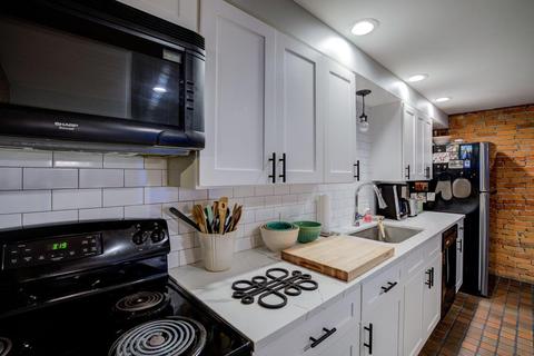 413 Milton St #2, Cincinnati, OH 45202 photo 20
