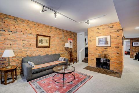 413 Milton St #2, Cincinnati, OH 45202 photo 4