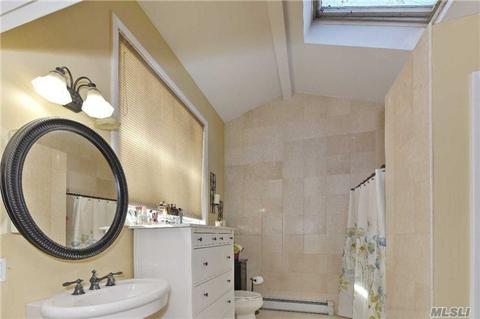910 Misty Stream Dr, Cincinnati, OH 45231 photo 8