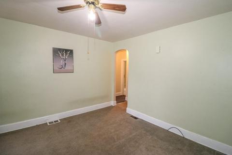 8213 St Clair Ave, Cincinnati, OH 45236 photo 6