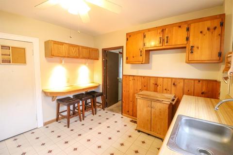 8213 St Clair Ave, Cincinnati, OH 45236 photo 17