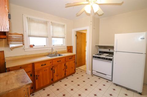 8213 St Clair Ave, Cincinnati, OH 45236 photo 14
