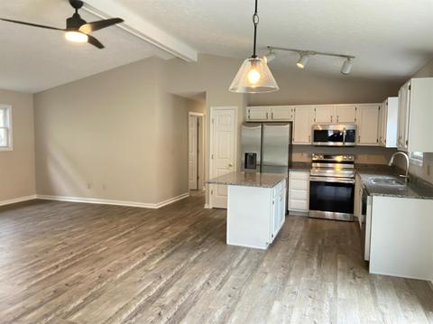 3726 Petoskey Ave, Mariemont, OH 45227 photo 5