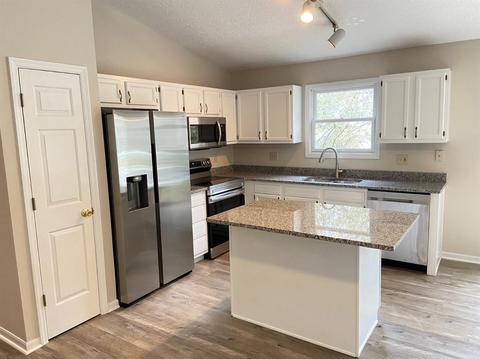 3726 Petoskey Ave, Mariemont, OH 45227 photo 7