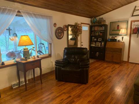 577 Locust Corner Rd, Cincinnati, OH 45245 photo 8