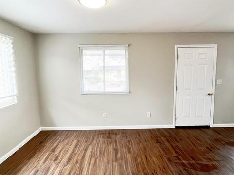 1349 Byrd Ave, Lincoln Heights, OH 45215 photo 4