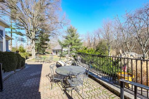 5200 Stone Barn Rd, Cincinnati, OH 45243 photo 9