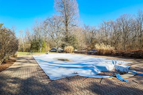 5200 Stone Barn Rd, Cincinnati, OH 45243 photo 13