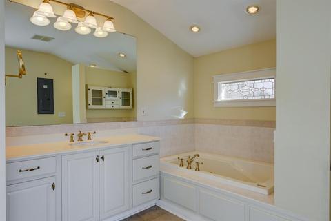 9692 Winton Rd, Cincinnati, OH 45231 photo 35