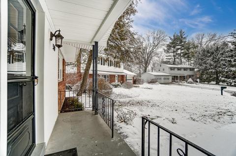 577 Blossomhill Ln, Cincinnati, OH 45224 photo 8