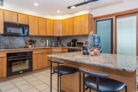 577 Blossomhill Ln, Cincinnati, OH 45224 photo 9