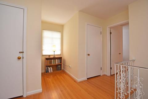 3127 Geyer Woods Ln, Cincinnati, OH 45211 photo 18