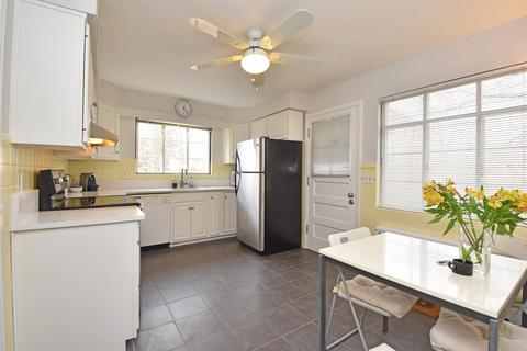 3127 Geyer Woods Ln, Cincinnati, OH 45211 photo 11