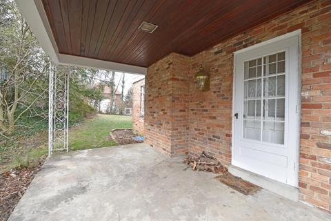 3127 Geyer Woods Ln, Cincinnati, OH 45211 photo 32