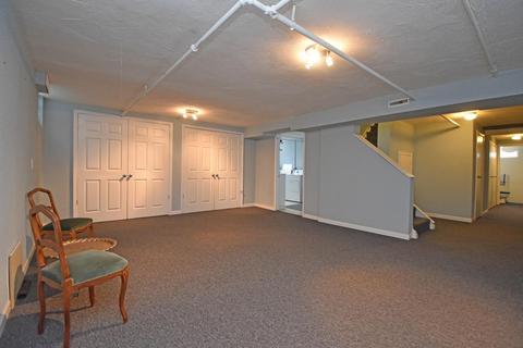 3127 Geyer Woods Ln, Cincinnati, OH 45211 photo 27