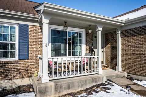 2468 Timbercroft Ct, Cincinnati, OH 45239 photo 2