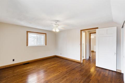 49 Hadley Rd, Greenhills, OH 45218 photo 19