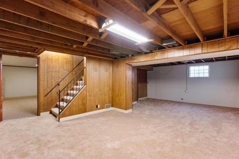 49 Hadley Rd, Greenhills, OH 45218 photo 23