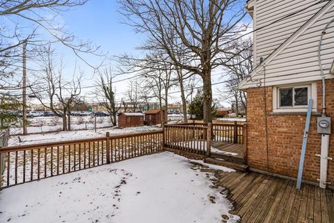 49 Hadley Rd, Greenhills, OH 45218 photo 28