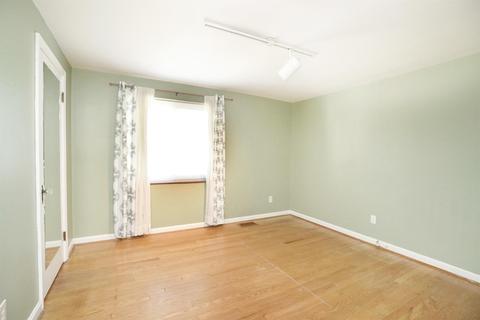 3142 Pershing Ct, Cincinnati, OH 45211 photo 14
