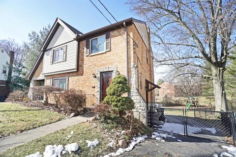 3142 Pershing Ct, Cincinnati, OH 45211 photo 2