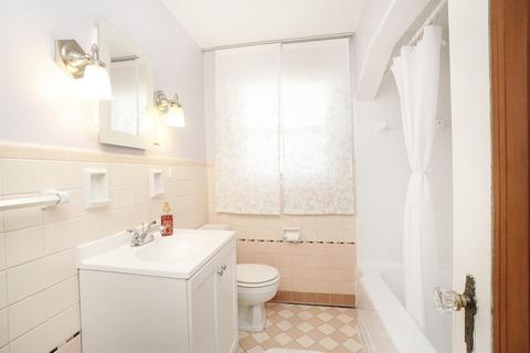 3142 Pershing Ct, Cincinnati, OH 45211 photo 17