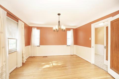 3142 Pershing Ct, Cincinnati, OH 45211 photo 6