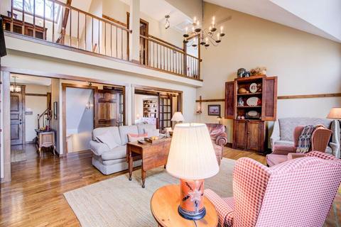 8580 Eagleswalk Ln, Cincinnati, OH 45255 photo 21
