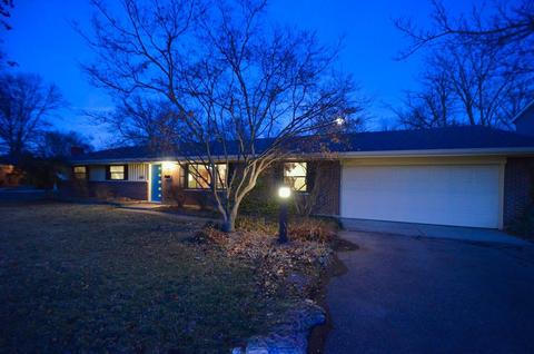 8868 Cavalier Dr, Cincinnati, OH 45231 photo 4