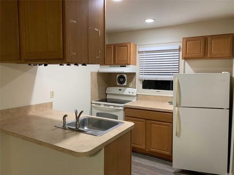 750 Main St, Blanchester, OH 45107 photo 2