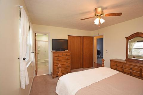 1866 Fallbrook Ln, Cincinnati, OH 45240 photo 25