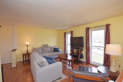 1866 Fallbrook Ln, Cincinnati, OH 45240 photo 7